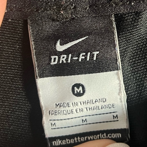 Nike Dry Fit size M Black shorts - Picture 3 of 3